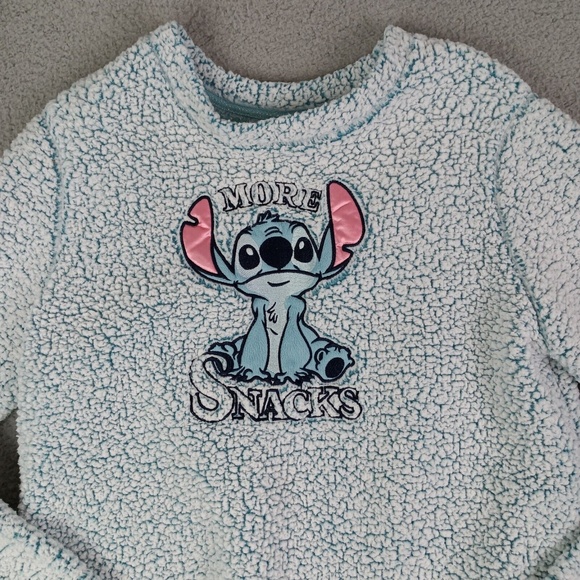 Disney Lilo & Stitch More Snacks Womens Size M Sherpa Long Sleeve Soft Sleepwear - Picture 2 of 8